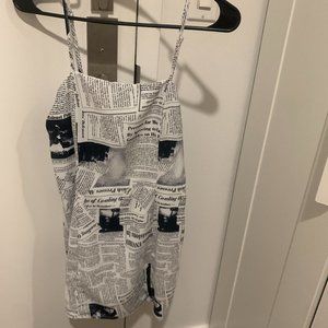 superdown Small White Black Dress